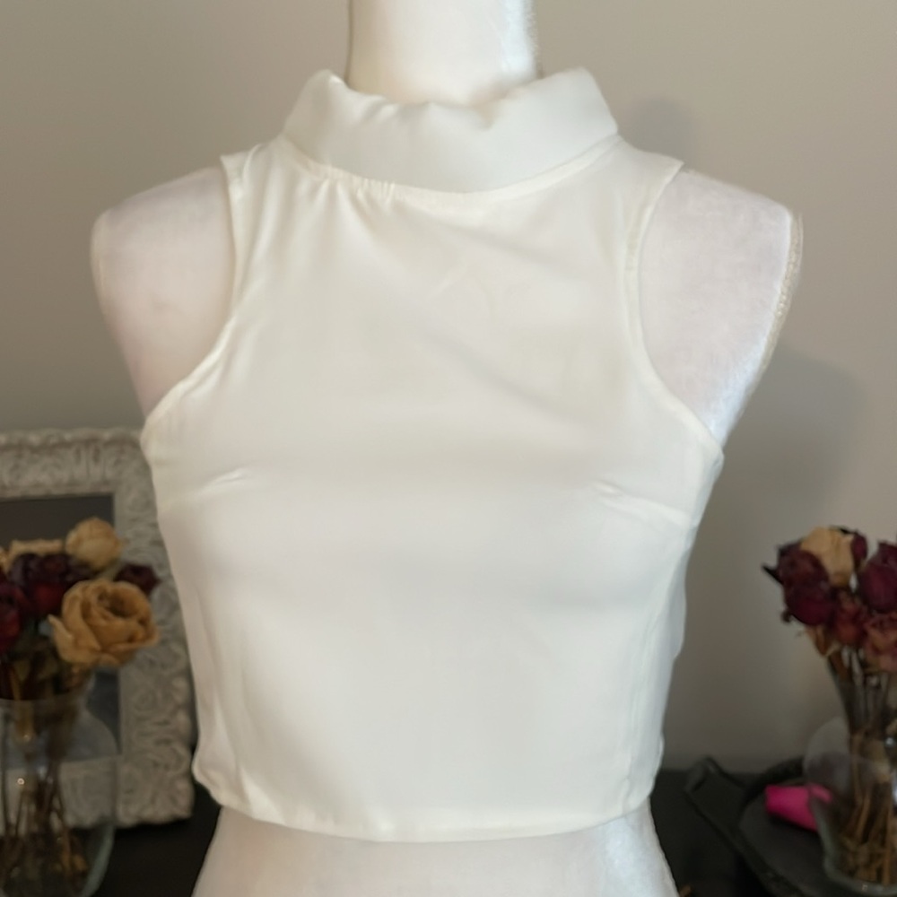 SABO Skirt crop top size‎ small